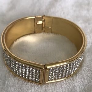 🎄HOST PICK🎄 EUC FAUX Diamond Gold Bracelet
